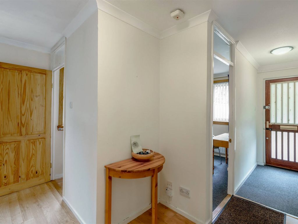 3 bed detached house for sale in Mortonhall Park Gardens, Mortonhall, Edinburgh EH17, £330,000