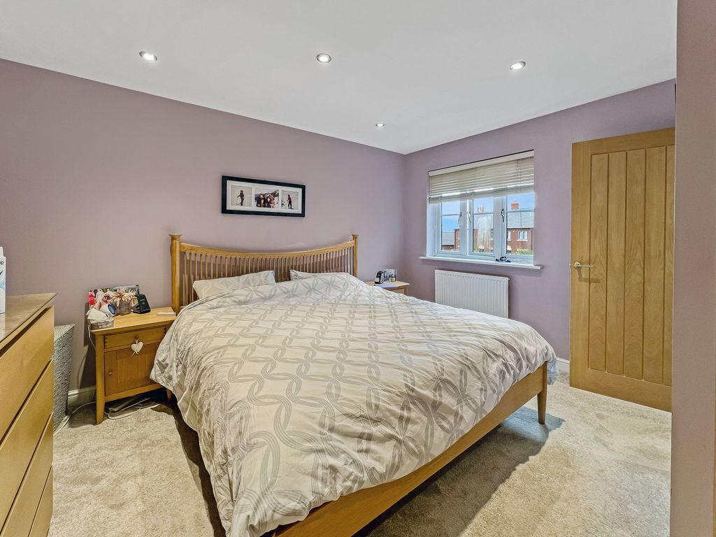 4 bed detached house for sale in Maltings Field, Castlethorpe MK19, £600,000
