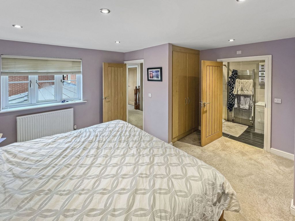 4 bed detached house for sale in Maltings Field, Castlethorpe MK19, £600,000