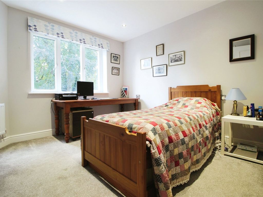 2 bed flat for sale in Stratton Place, Stratton, Cirencester, Gloucestershire GL7, £480,000