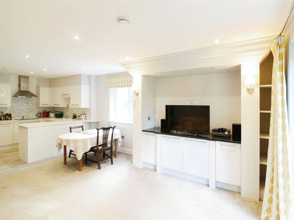 2 bed flat for sale in Stratton Place, Stratton, Cirencester, Gloucestershire GL7, £480,000