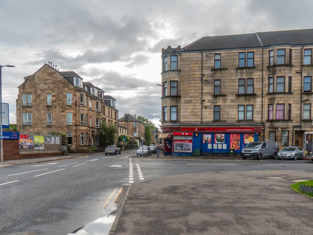 2 bed flat for sale in Love Street, Paisley PA3, £57,000