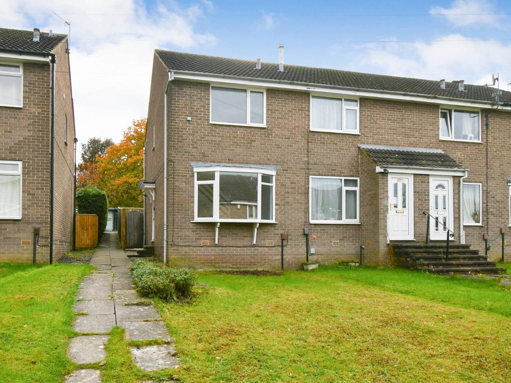 2 bed end terrace house for sale in Lincoln Grove, Harrogate HG3, £190,000