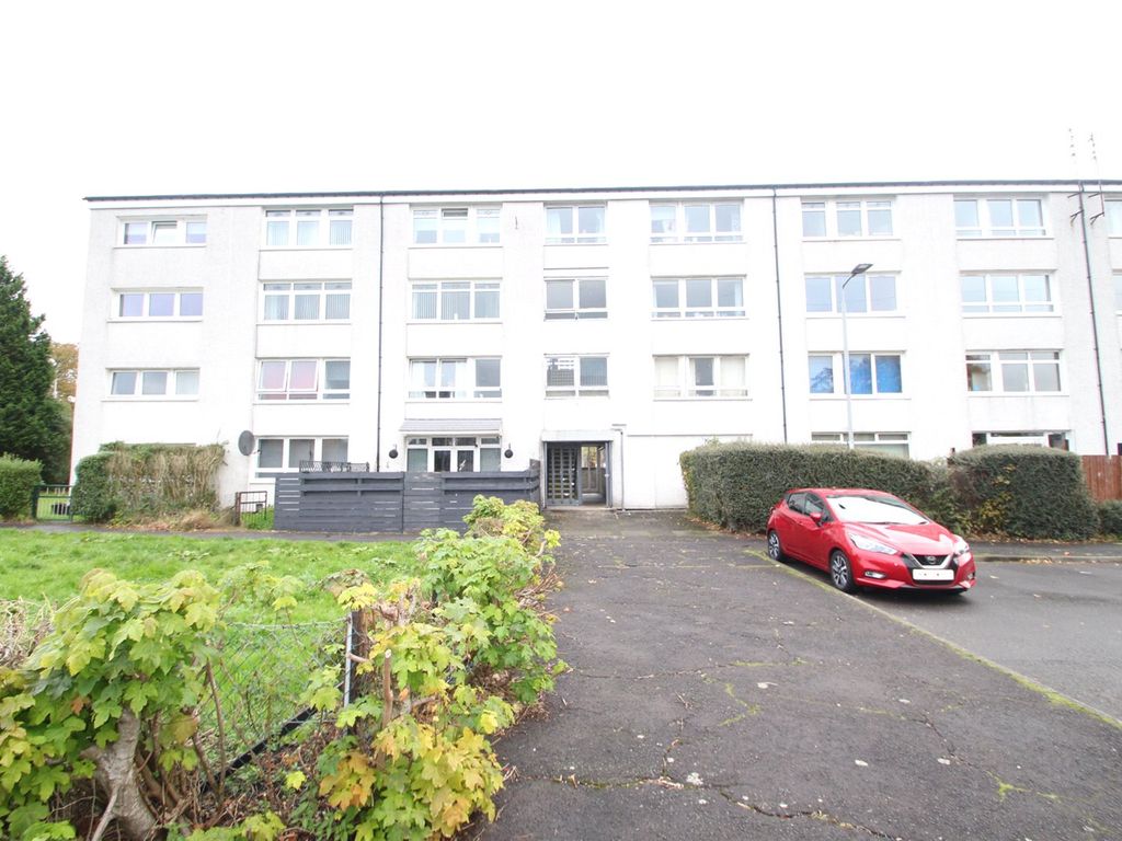 3 bed flat for sale in Stirling Drive, Linwood, Paisley, Renfrewshire PA3, £55,000