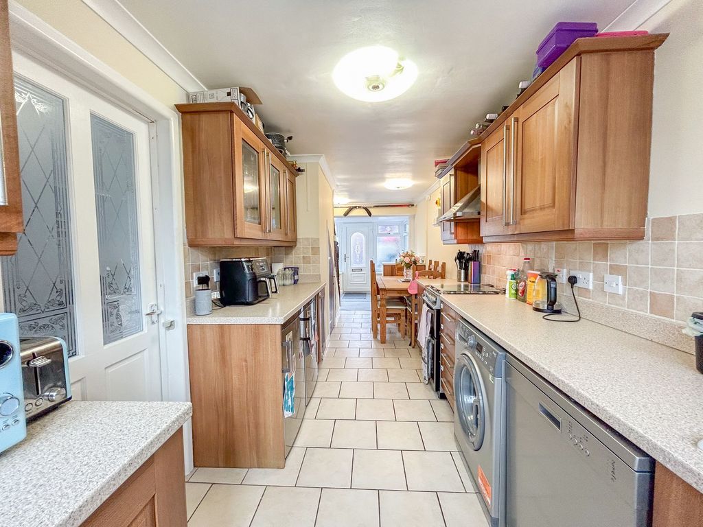 3 bed terraced house for sale in Monnow Way, Bettws NP20, £165,000