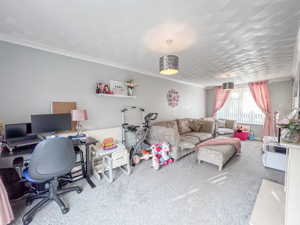 3 bed terraced house for sale in Monnow Way, Bettws NP20, £165,000