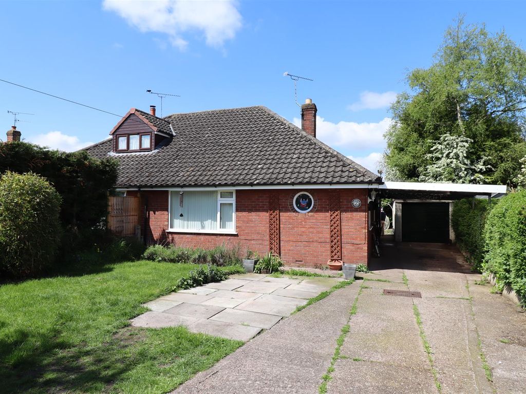 2 bed semi-detached bungalow for sale in Green Lane, Willaston, Nantwich CW5, £190,000