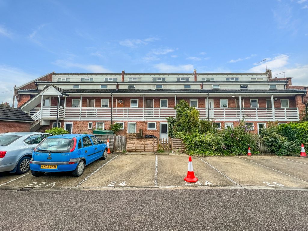 1 bed flat for sale in Cavendish Road, Cambridge CB1, £245,000
