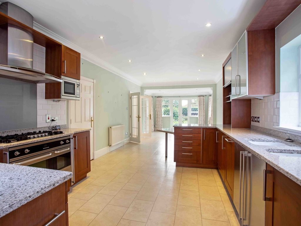 6 bed detached house to rent in Holmewood Ridge, Langton Green, Tunbridge Wells TN3, £5,250 pcm