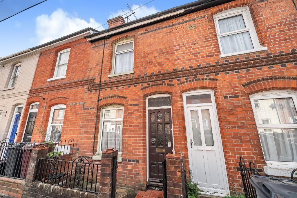 2 bed terraced house for sale in Waldeck Street, Reading RG1, £200,000