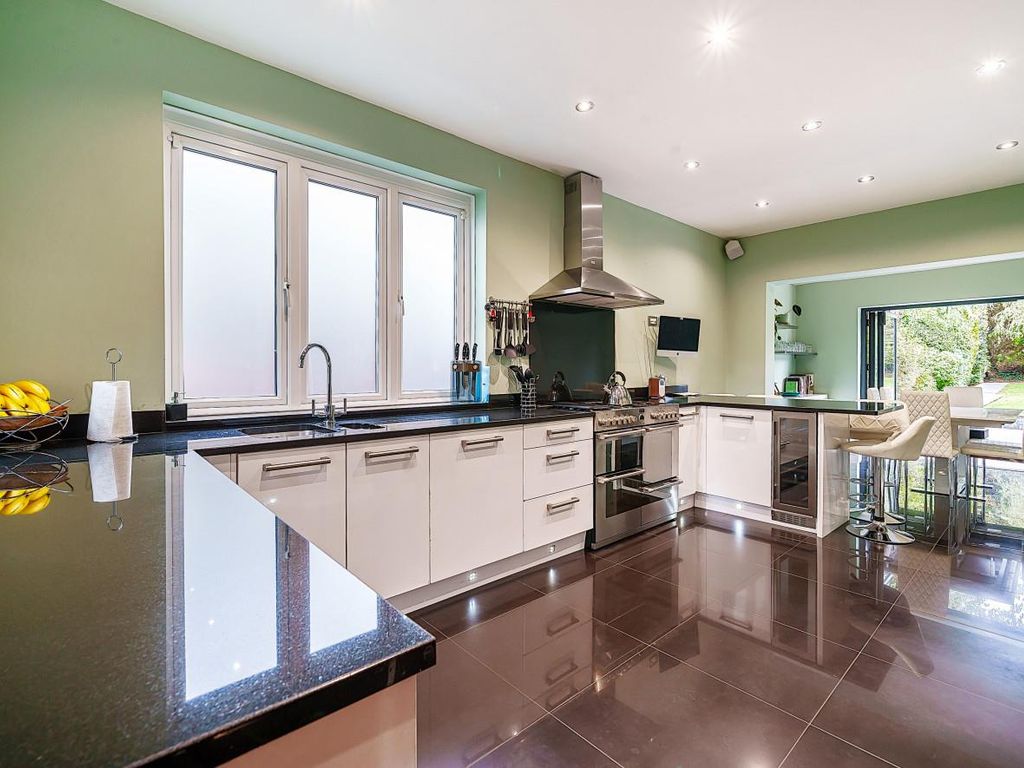 6 bed detached house for sale in Cornwall Road, Sutton SM2, £1,500,000