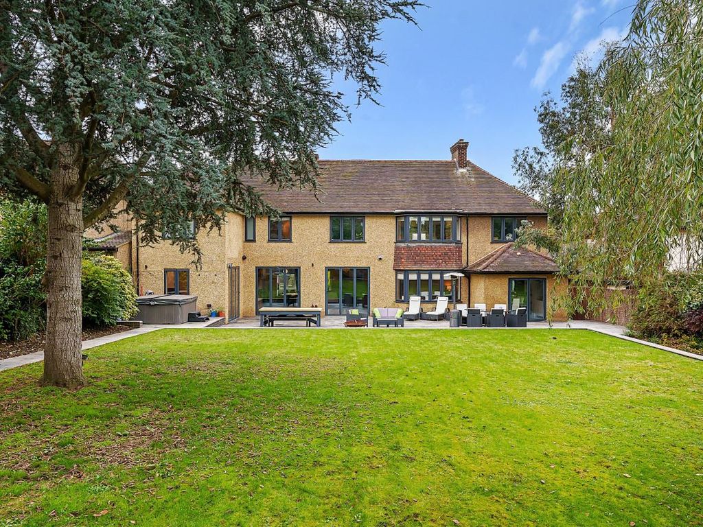 6 bed detached house for sale in Cornwall Road, Sutton SM2, £1,500,000