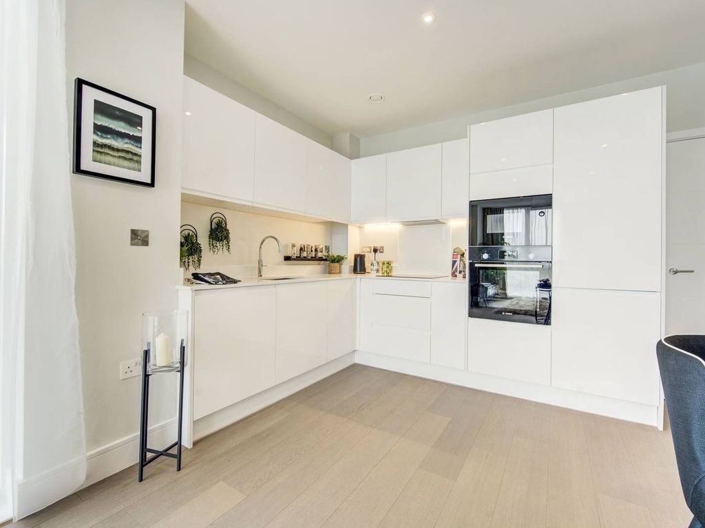 New home, 2 bed flat for sale in The Bookbinders, Acton W3, £595,000
