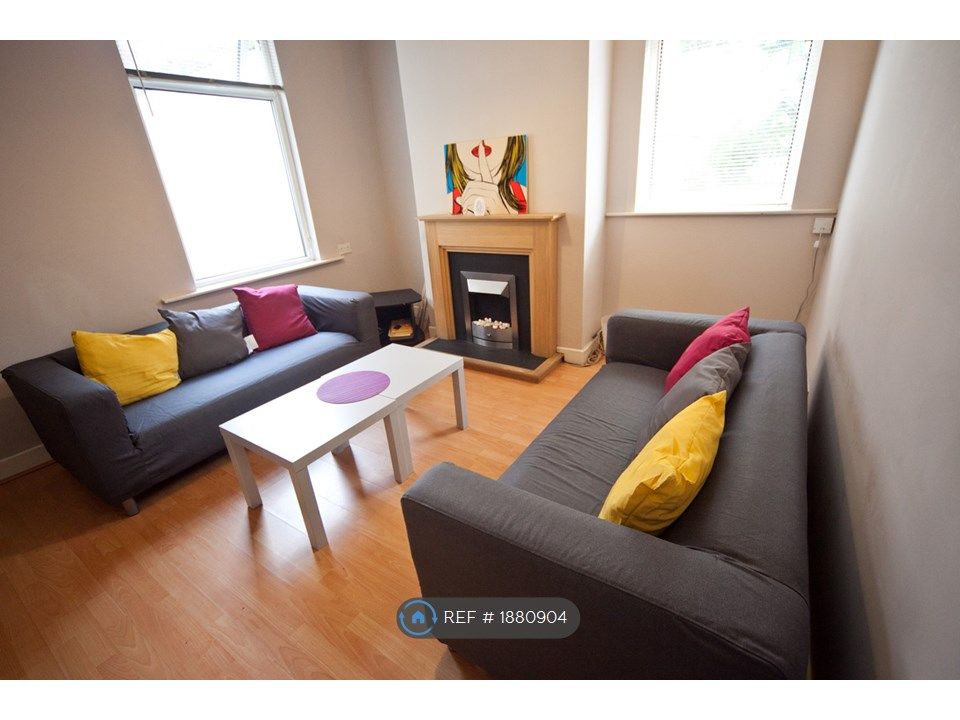 4 bed terraced house to rent in Pedder Street, Ashton-On-Ribble, Preston PR2, £1,836 pcm