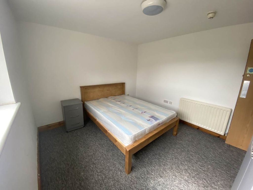 Room to rent in Penybont Road, Llanbadarn Fawr, Aberystwyth SY23, £525 pcm