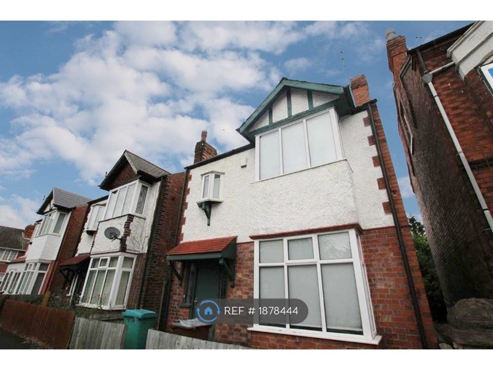 4 bed detached house to rent in Greenfield Street, Nottingham NG7, £1,993 pcm