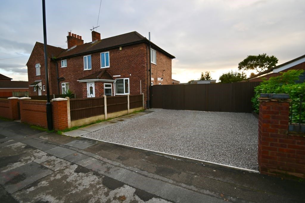 3 bed semi-detached house for sale in Central Drive, New Rossington, Doncaster DN11, £170,000