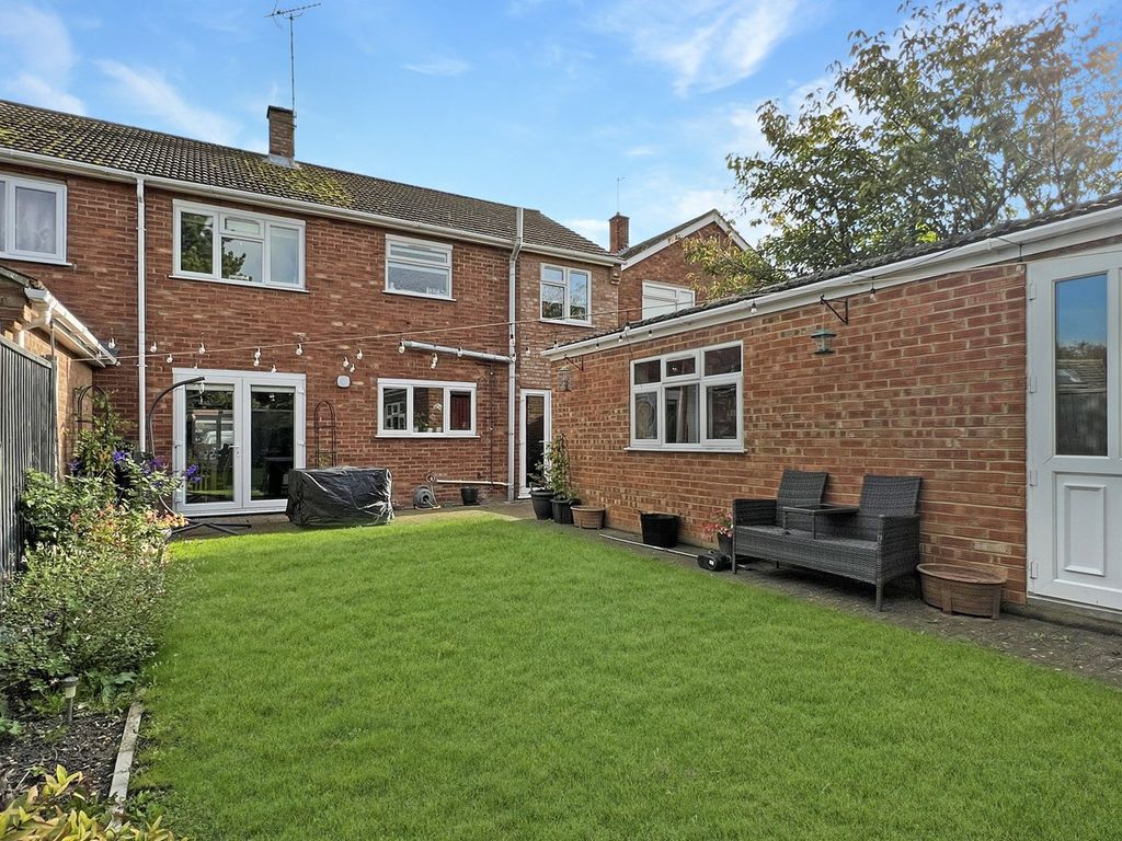 4 bed semi-detached house for sale in Weston Grove, Fulbourn, Cambridge CB21, £575,000