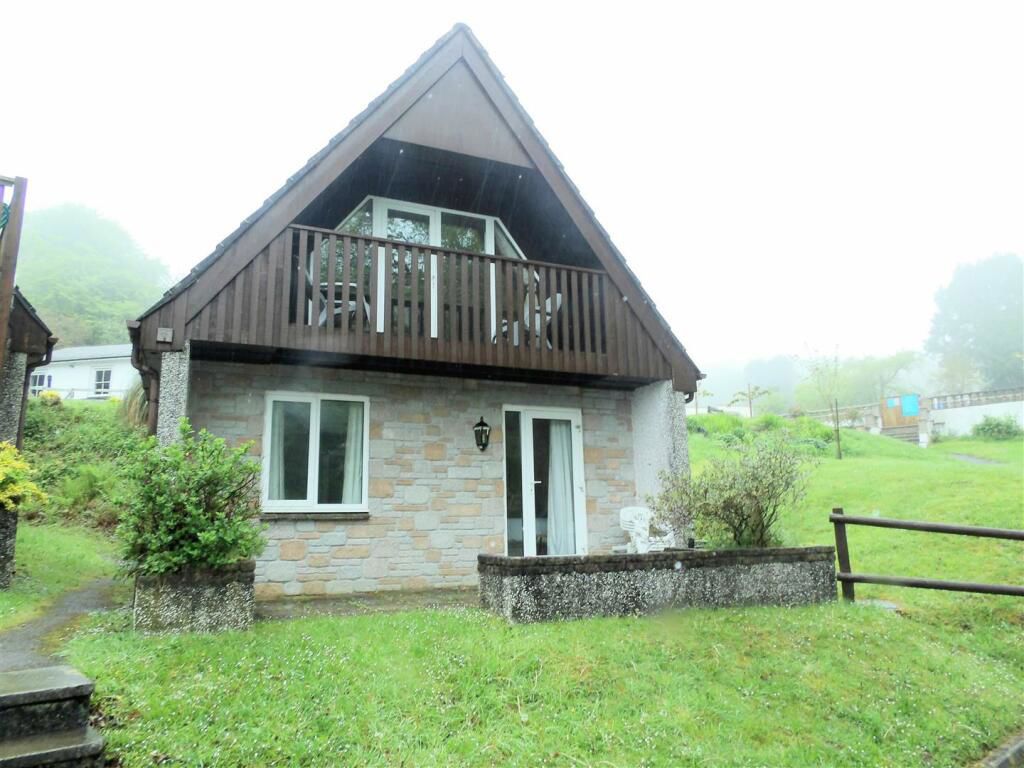 Leisure/hospitality for sale in Valley Lodges, Honicombe Park, Callington PL17, £70,000