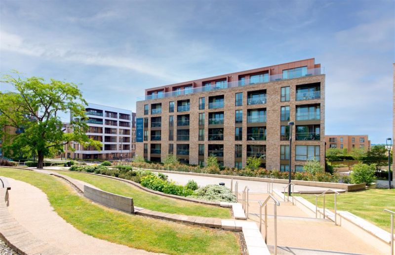 1 bed flat for sale in Royal Engineers Way, London NW7, £475,000