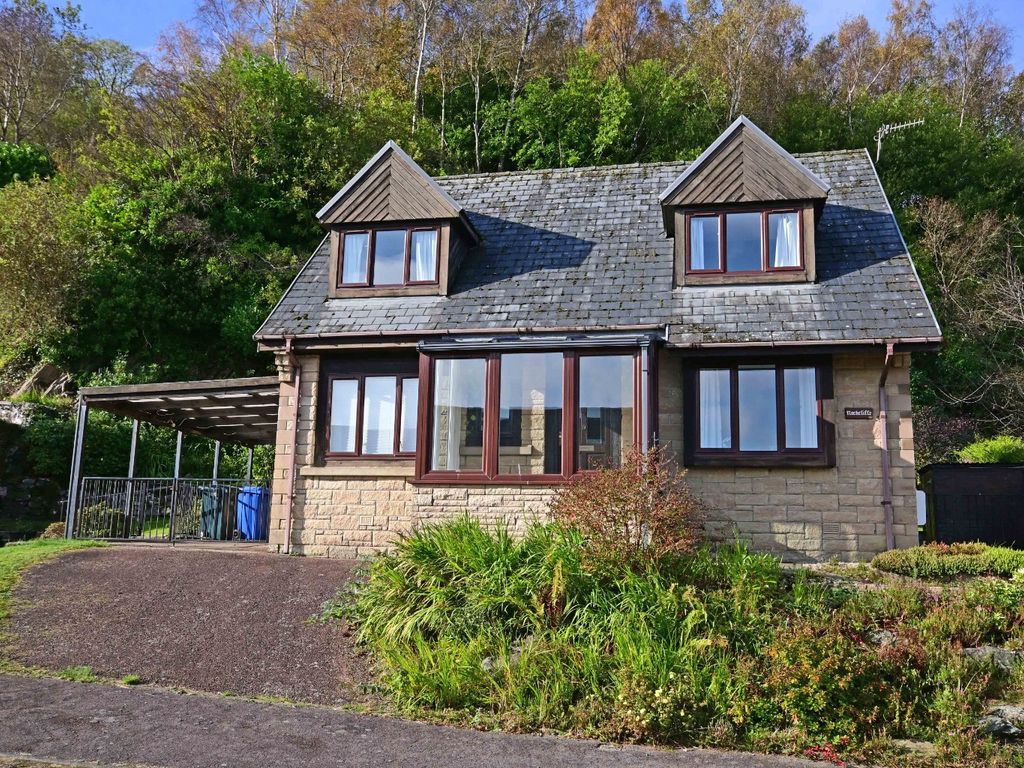 4 bed detached house for sale in 9 Laudervale, 73 Bullwood Road, Dunoon PA23, £260,000