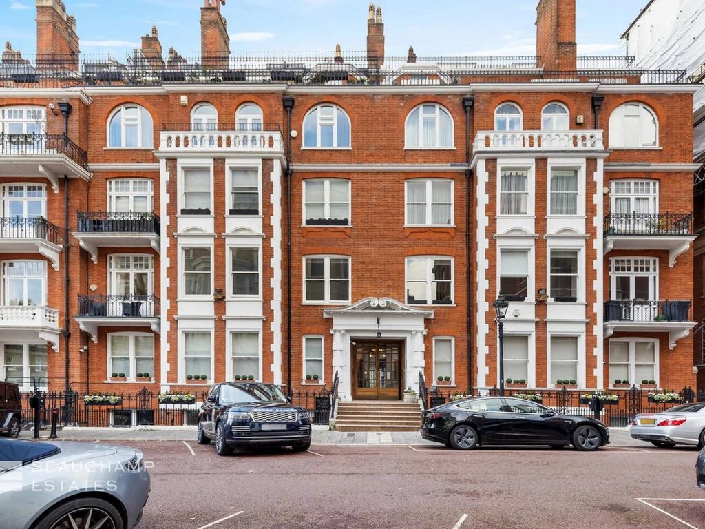 3 bed flat for sale in Rutland Court, Knightsbridge SW7, £7,950,000