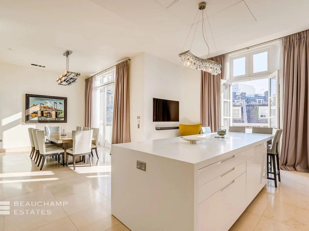 3 bed flat for sale in The Buckingham, St James's SW1E, £9,500,000