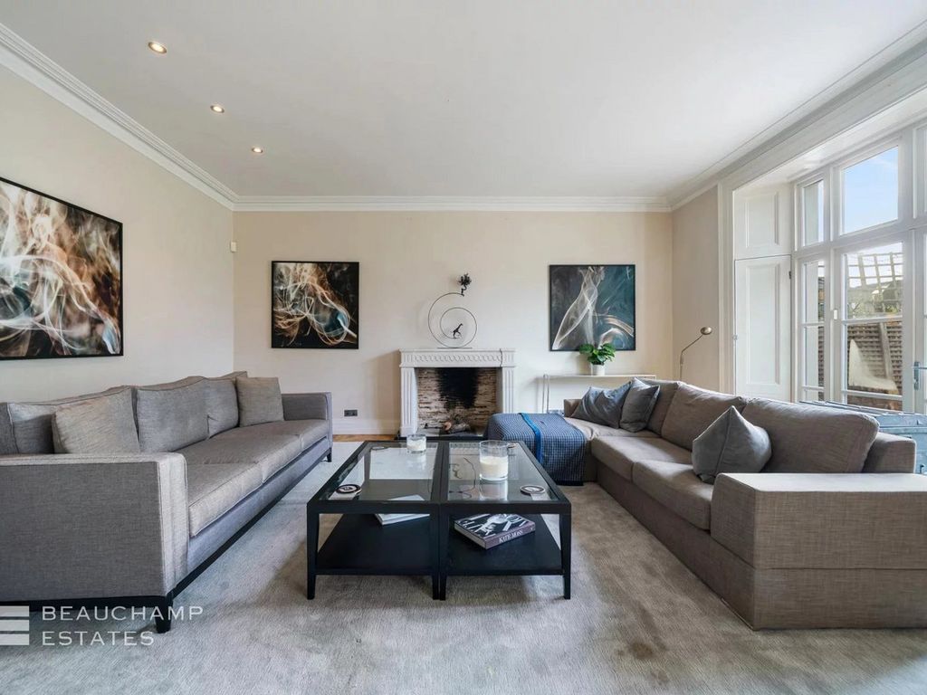 6 bed detached house to rent in 35, St John's Wood NW6, £17,333 pcm
