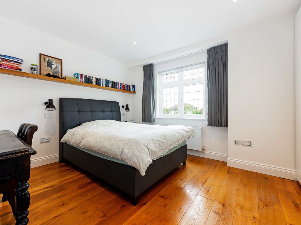 5 bed detached house for sale in Powys Lane, London N14, £2,100,000