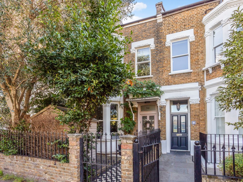 5 bed detached house for sale in Chiswick Lane, London W4, £1,850,000