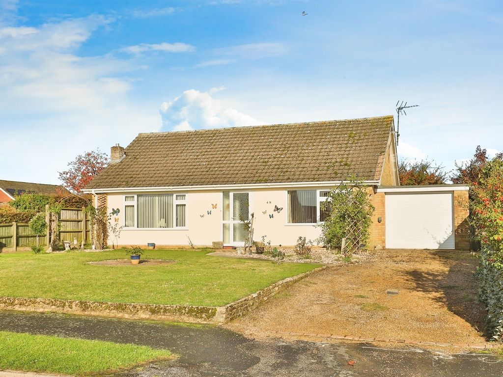 2 bed detached bungalow for sale in Mill Farm Nurseries, Swaffham PE37, £270,000