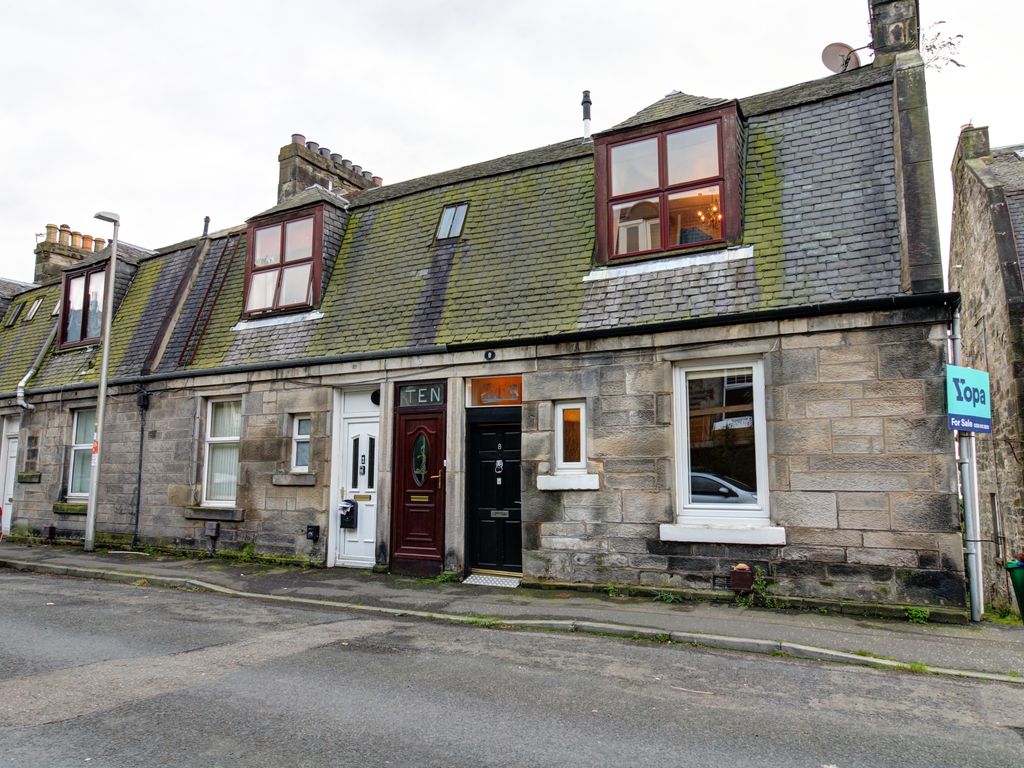 1 bed flat for sale in Rose Street, Dunfermline KY12, £75,000