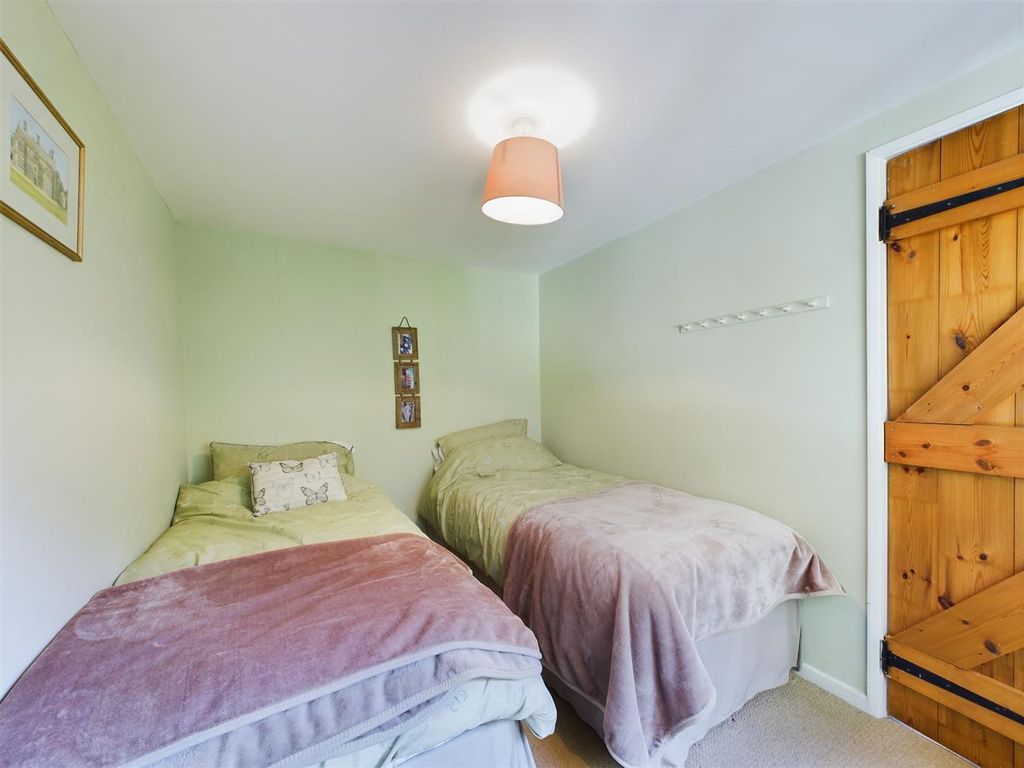 3 bed barn conversion for sale in Cromer Road, Sidestrand, Cromer NR27, £350,000