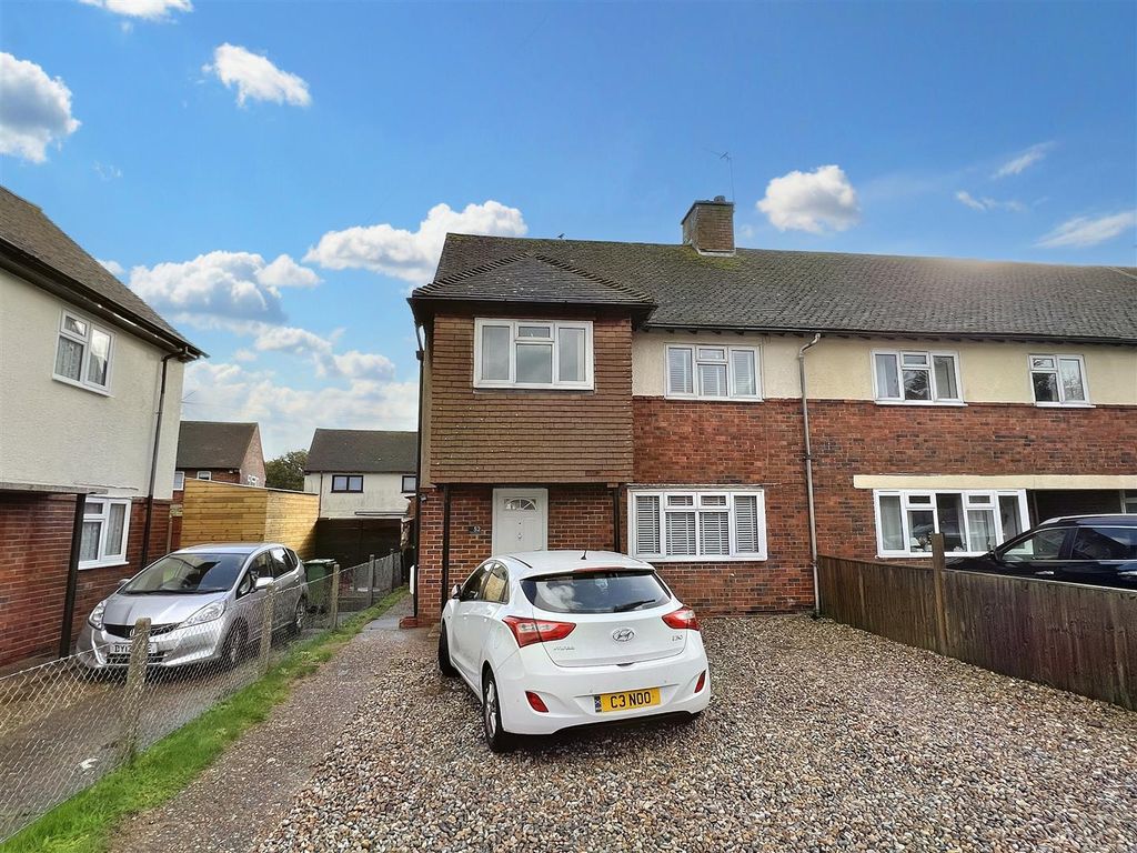 3 bed end terrace house for sale in Avard Crescent, Eastbourne BN20, £325,000