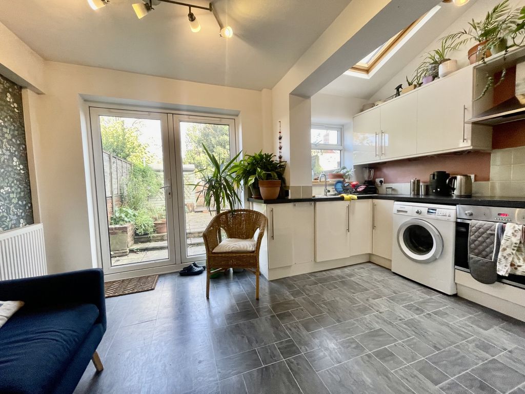 2 bed terraced house for sale in Cornwall Street, St.Thomas EX4, £270,000