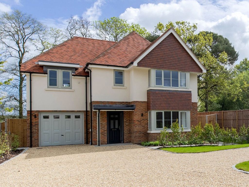 New home, 4 bed detached house for sale in The Old Sawmill, Headley, Hampshire RG19, £695,000