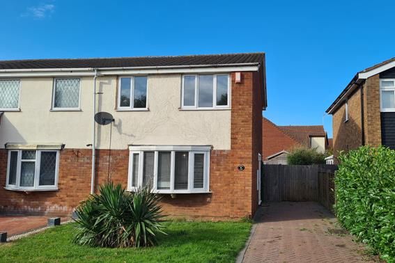3 bed semi-detached house to rent in Griffin Close, Chase Terrace, Burntwood WS7, £900 pcm