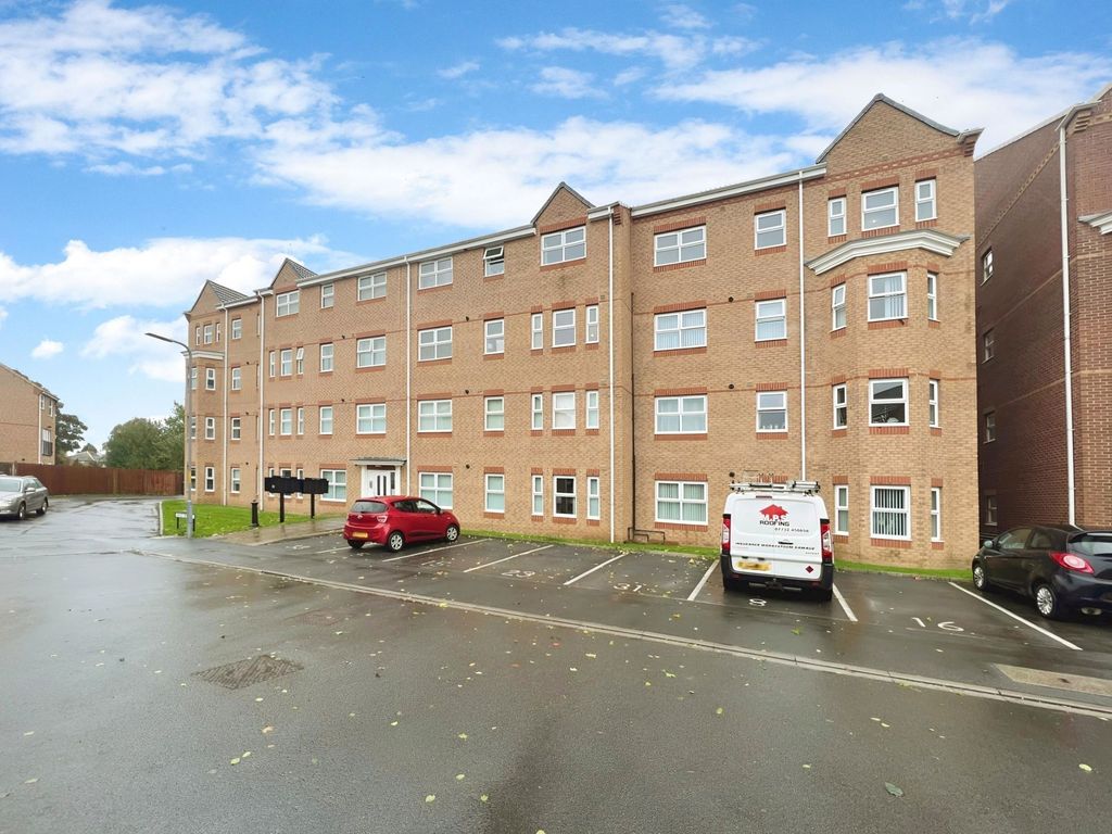 2 bed flat for sale in Lingwood Court, Thornaby, Stockton-On-Tees TS17, £70,000