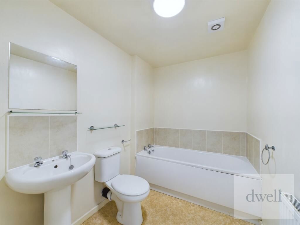 2 bed flat for sale in Jude Court, Bramley, Leeds LS13, £95,000
