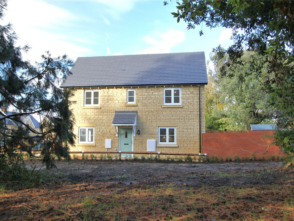 New home, 3 bed detached house for sale in Brookthorpe Park, Brookthorpe, Gloucester, Gloucestershire GL4, £359,000