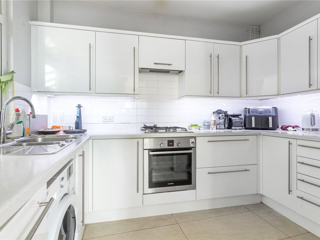 3 bed semi-detached house for sale in Pickets Street, London SW12, £925,000