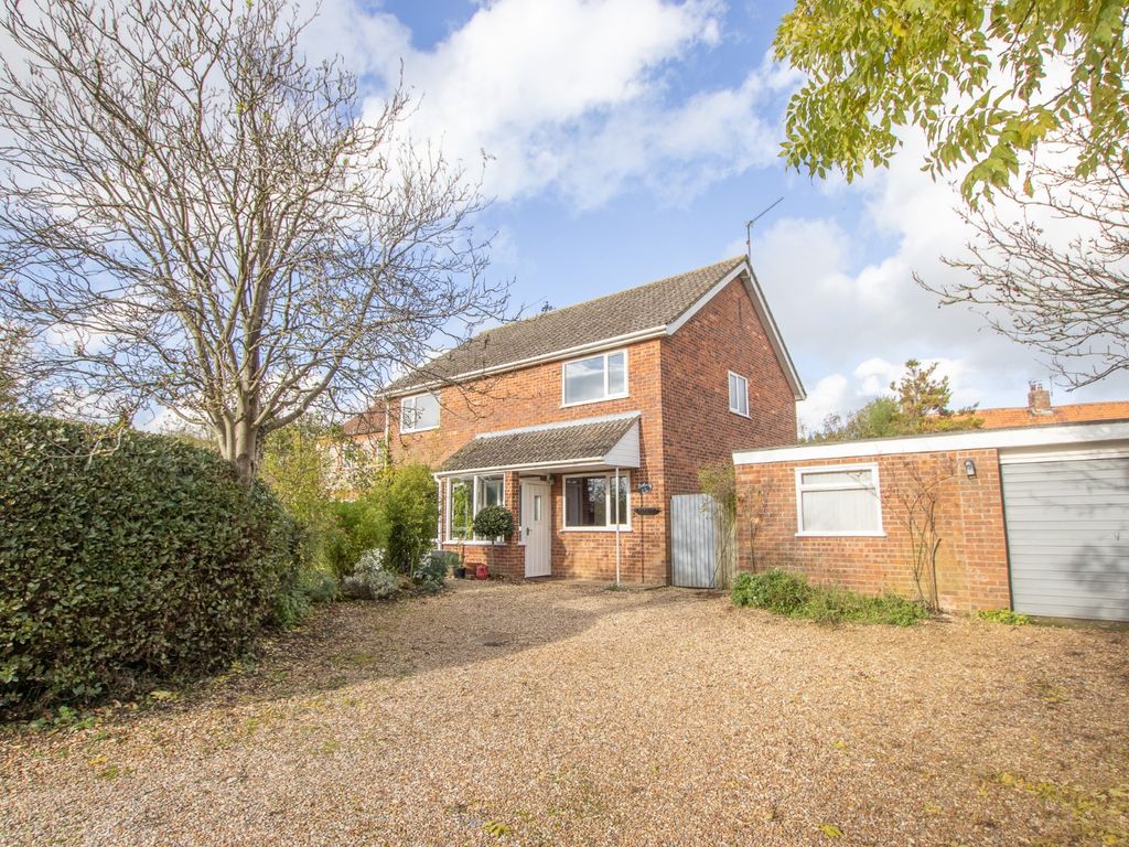 4 bed detached house for sale in High Street, Docking, King