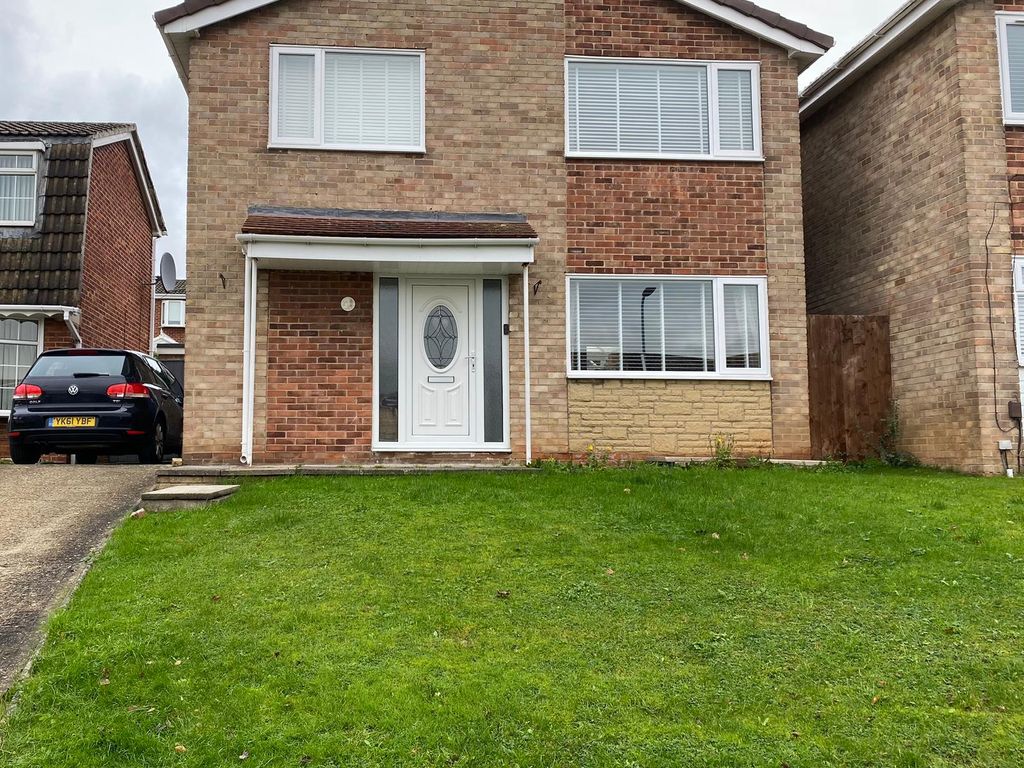 3 bed detached house for sale in Leicester Way, Eaglescliffe, Stockton-On-Tees TS16, £200,000