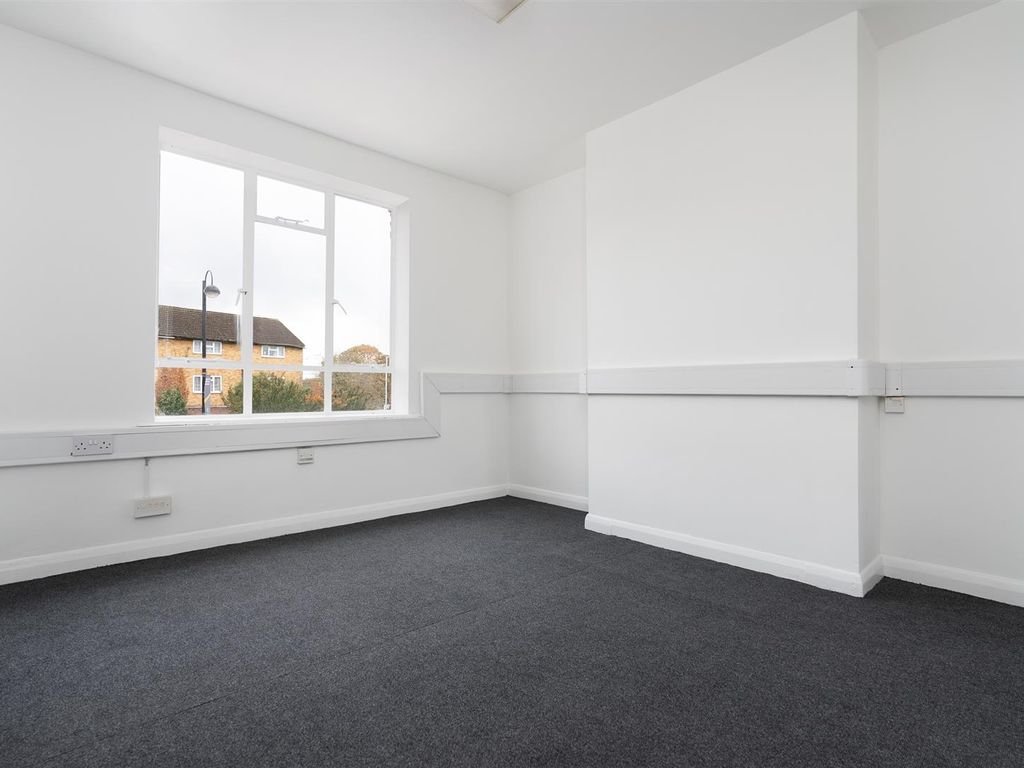 Office to let in Station Road, West Drayton UB7, £9,504 pa