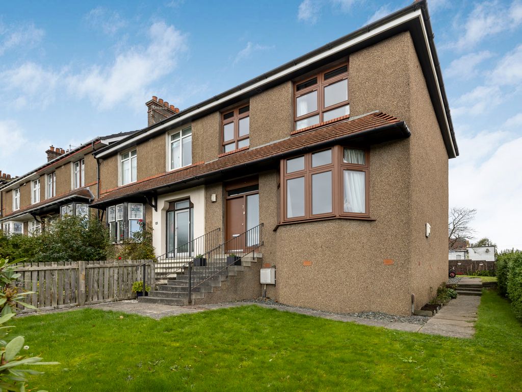 3 bed end terrace house for sale in Winchester Drive, Kelvindale, Glasgow G12, £320,000