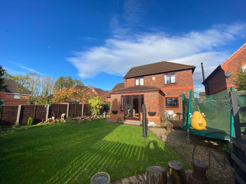 3 bed detached house for sale in Colwell Court, Newton Aycliffe DL5, £230,000