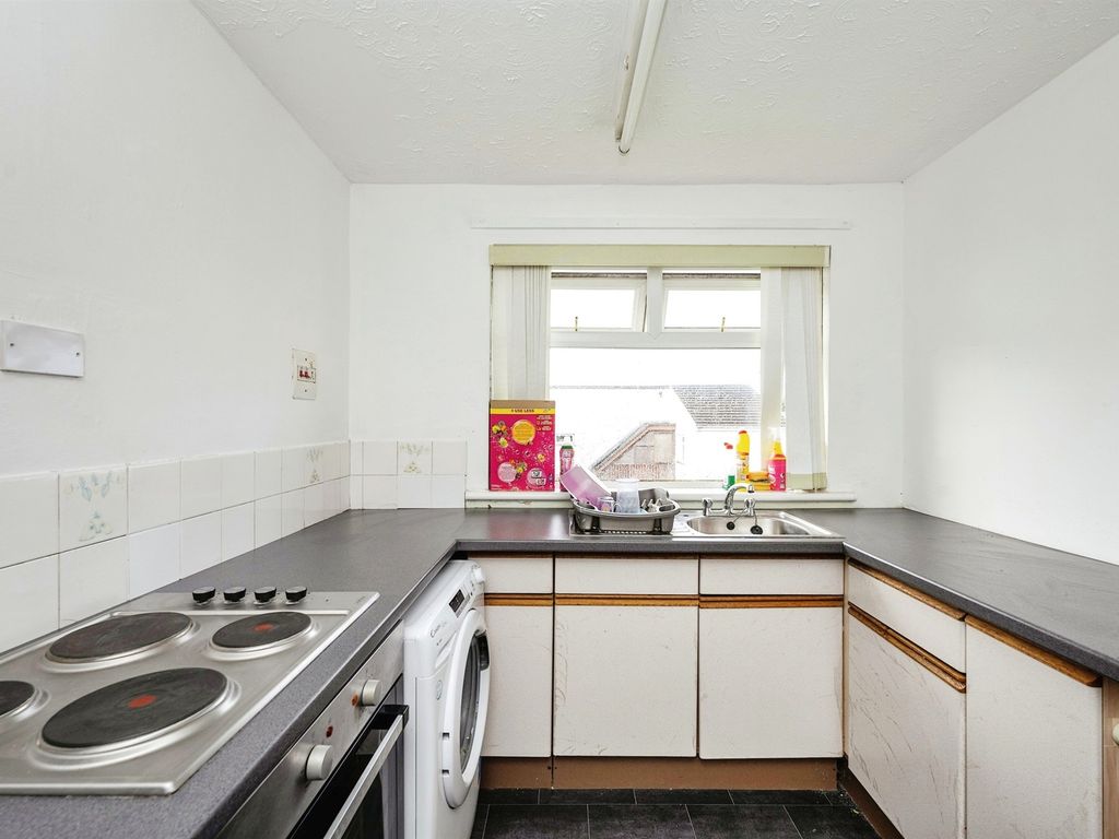 2 bed terraced house for sale in Maes-Y-Felin, Bridgend CF31, £110,000