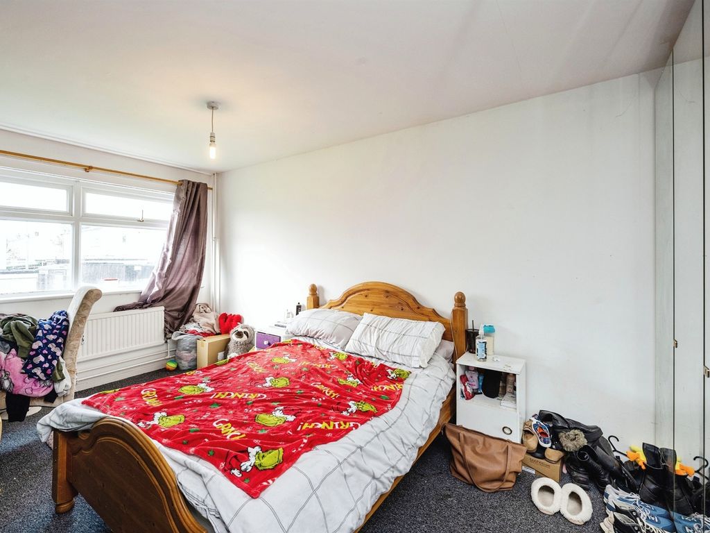 2 bed terraced house for sale in Maes-Y-Felin, Bridgend CF31, £110,000