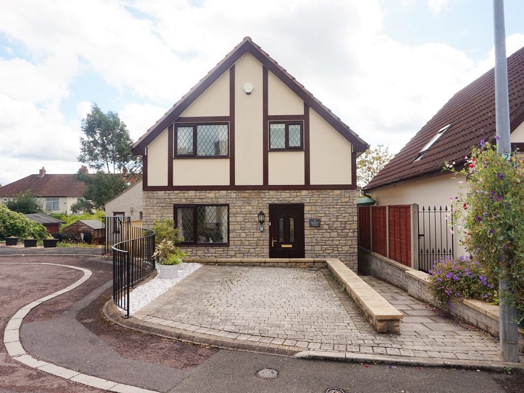 2 bed detached house for sale in Bodey Close, Bristol BS30, £340,000