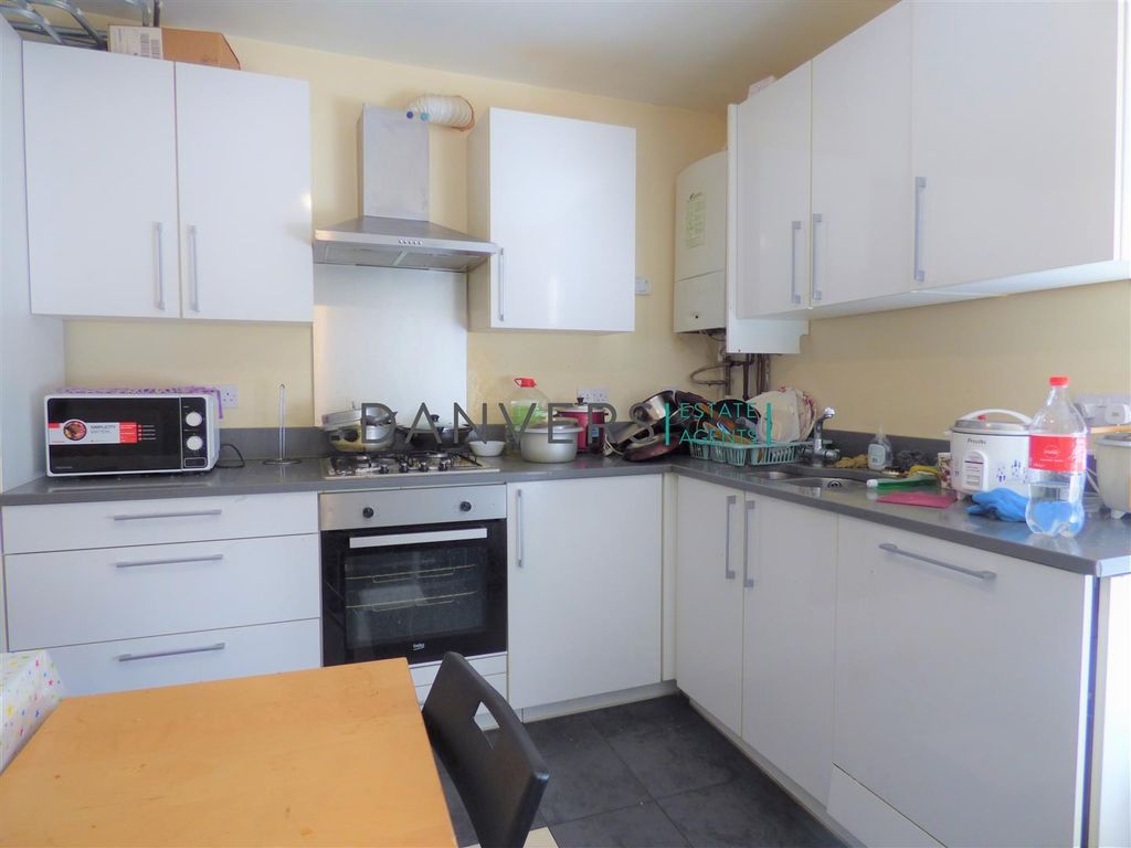 4 bed flat to rent in Noel Street, Leicester LE3, £1,473 pcm